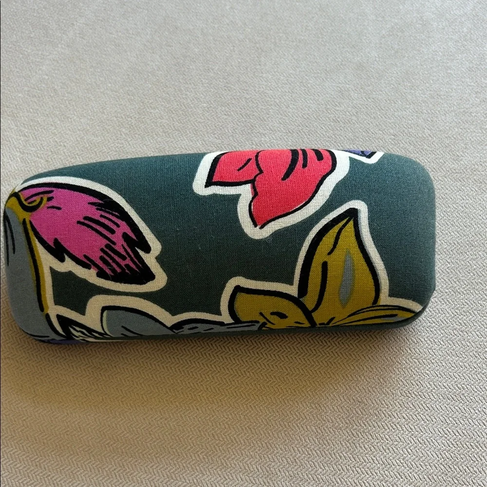 Vera Bradley Green and Pink Floral Glasses Case / Sun Glasses Accessories